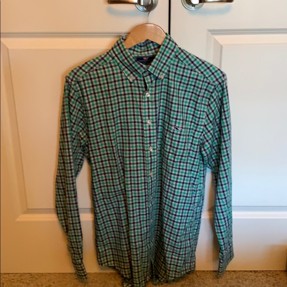 Men’s Vineyard Vines Button up shirt